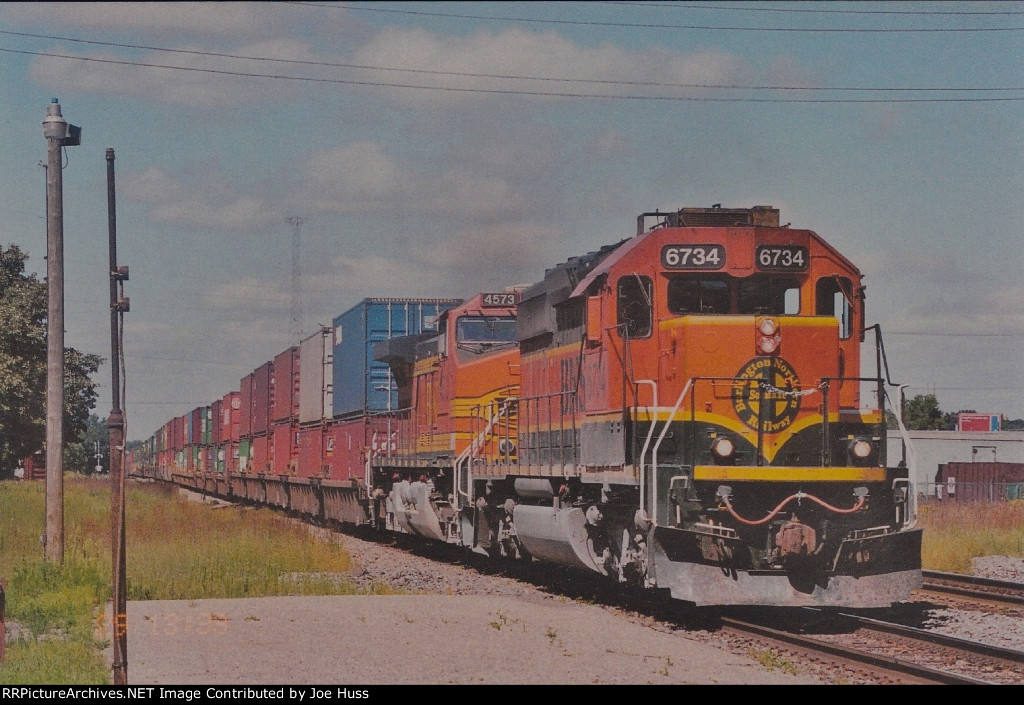 BNSF 6734 East